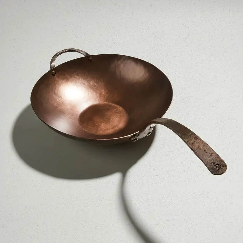 Traditional Carbon Steel Wok – Pre-Seasoned & Lightweight